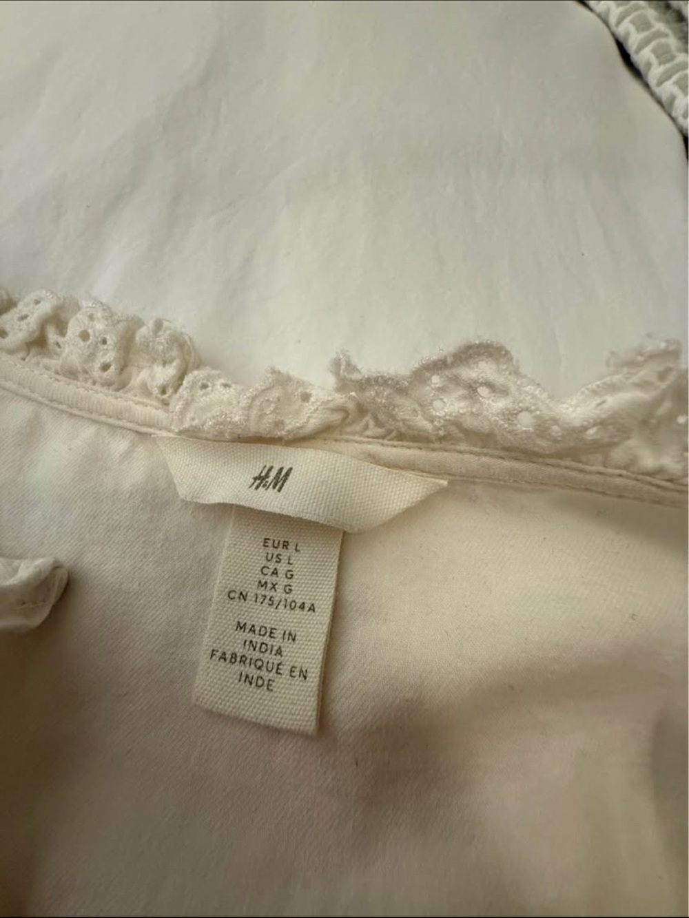 H&M Cream Ruffle-Trim Button-Front Blouse - Picture 3 of 3